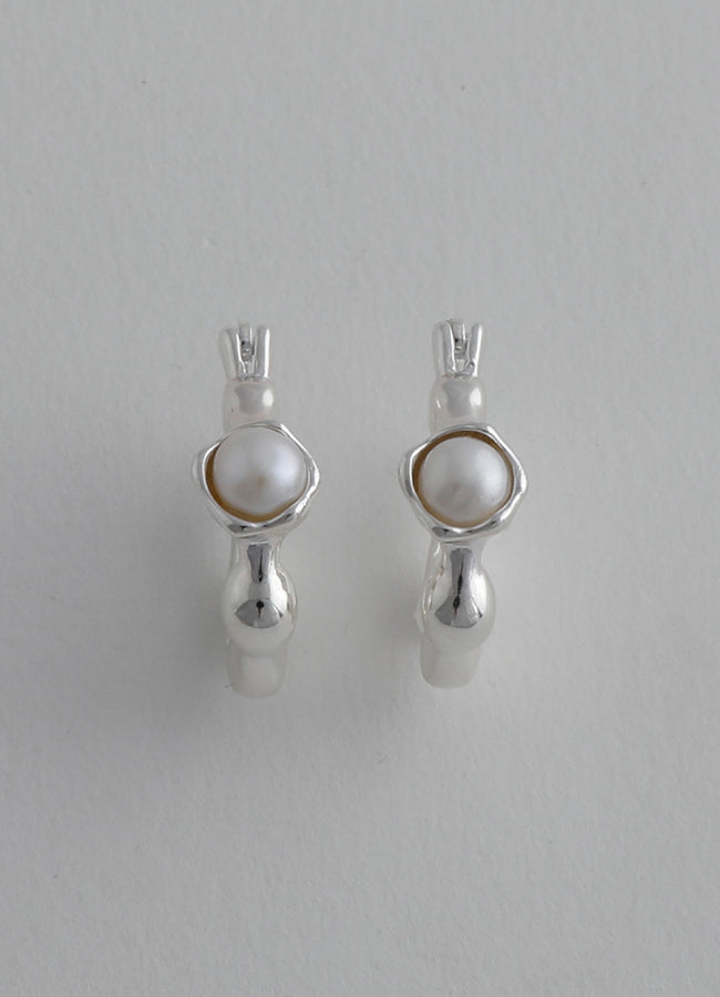 パールドロップレットフープピアス (SV) Toii | whoseA (フーシー