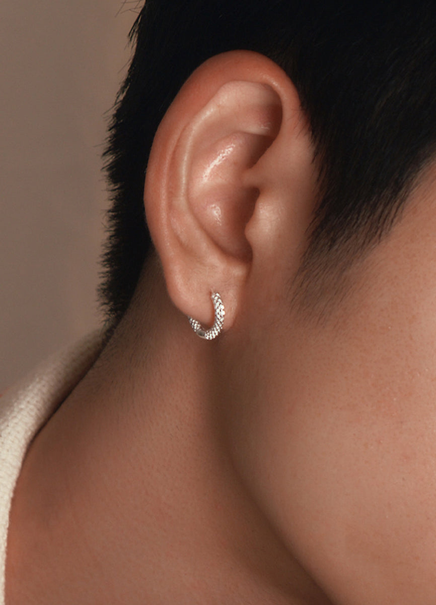 スターミニフープピアス(シルバー925) ユニセックス Teilen | whoseA