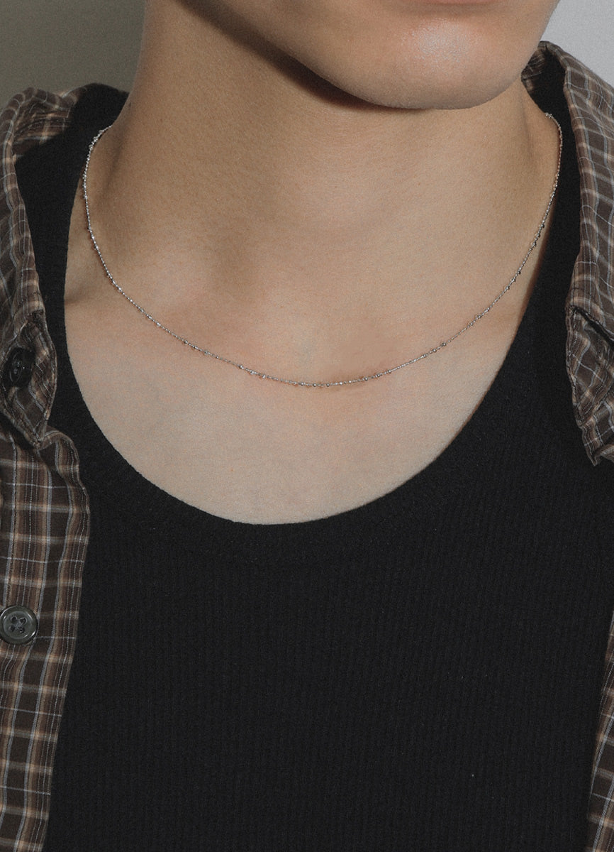 ボールチェーンネックレス (SV) Teilen