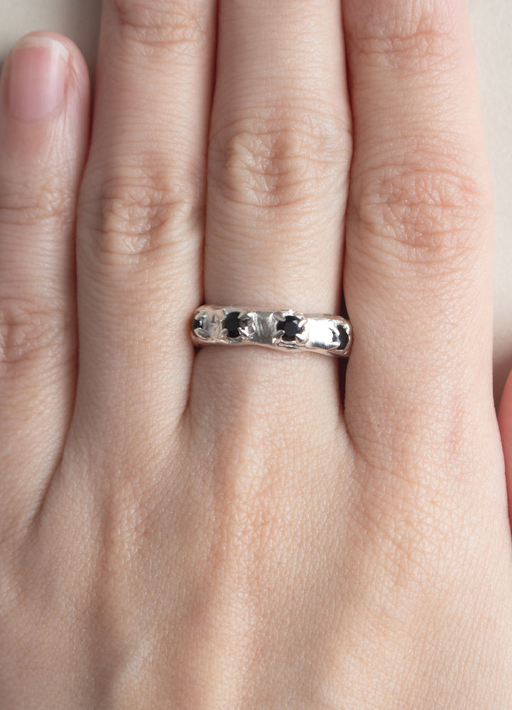 スウェイジルコニアリング(BK) Toii