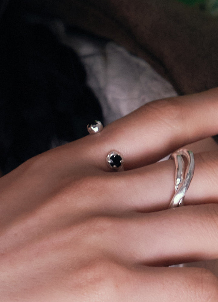 ダブルドットジルコニアリング(BK) Toii