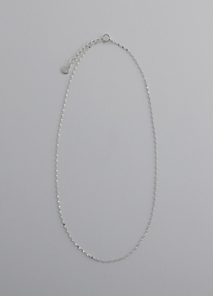 ペタルチェーンネックレス (シルバー925、16KGP) Teilen