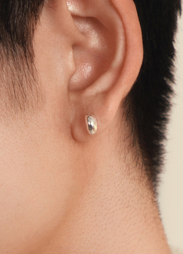 スタッズピアス (シルバー925) Teilen ユニセックス| whoseA (フーシー