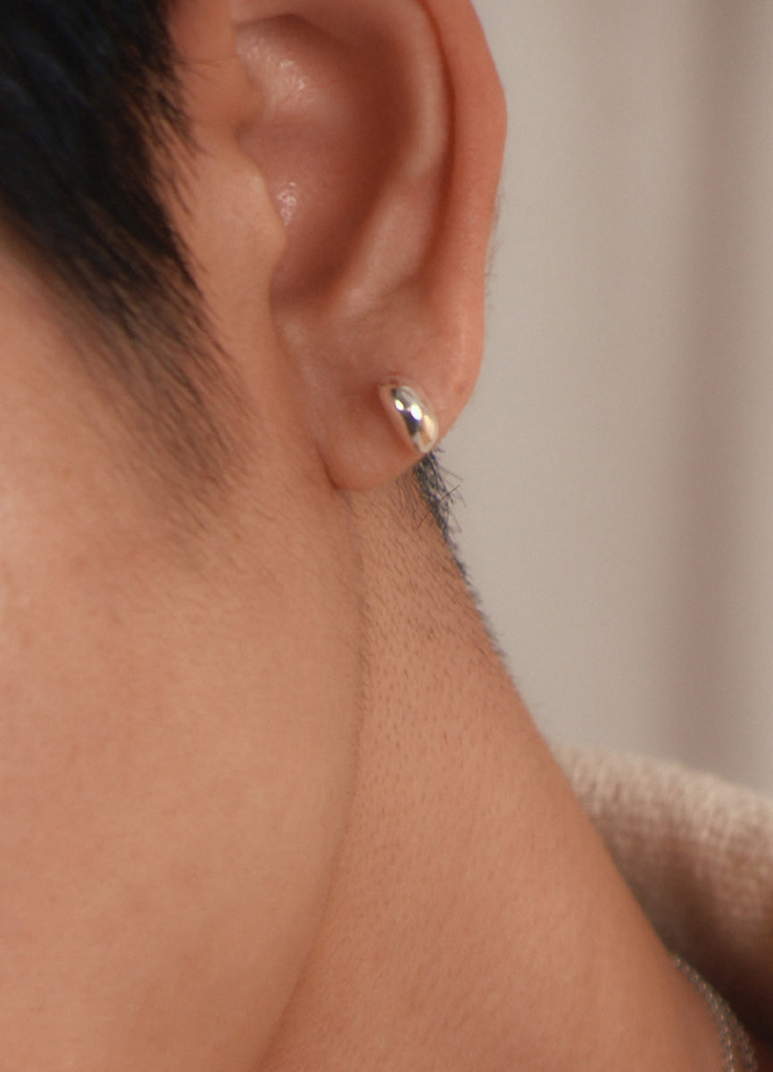 スタッズピアス (シルバー925) Teilen ユニセックス| whoseA (フーシー