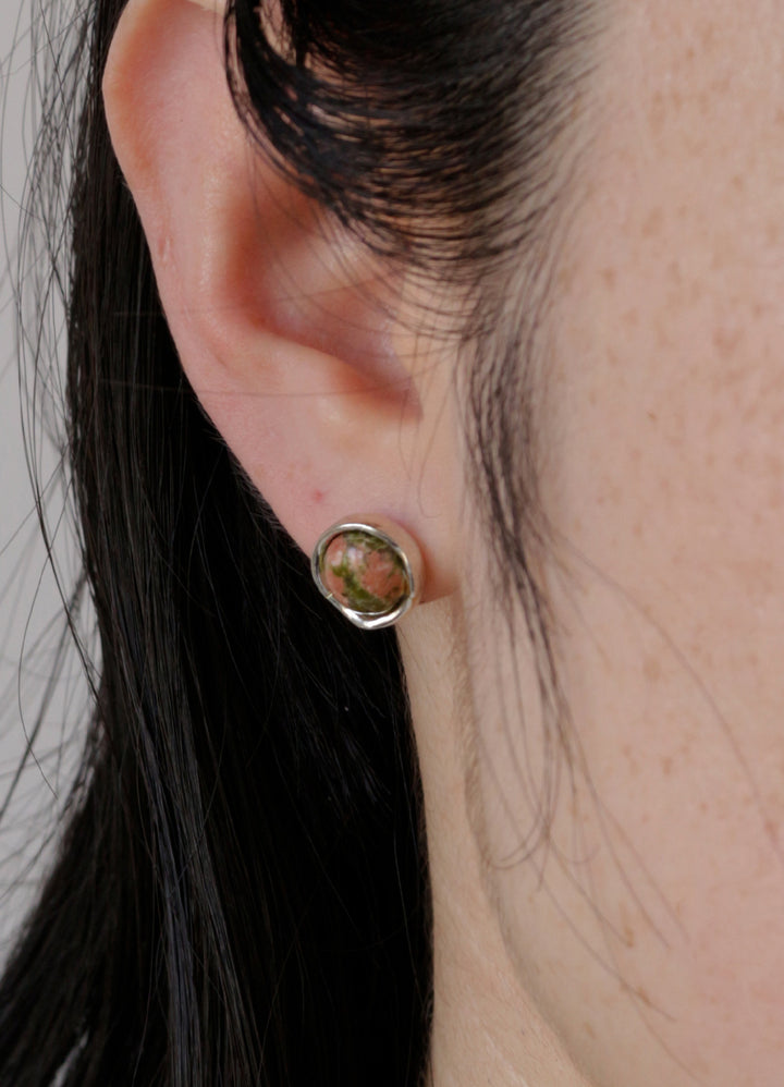 SALE ラウンドジェムストーンピアス (SV) Toii