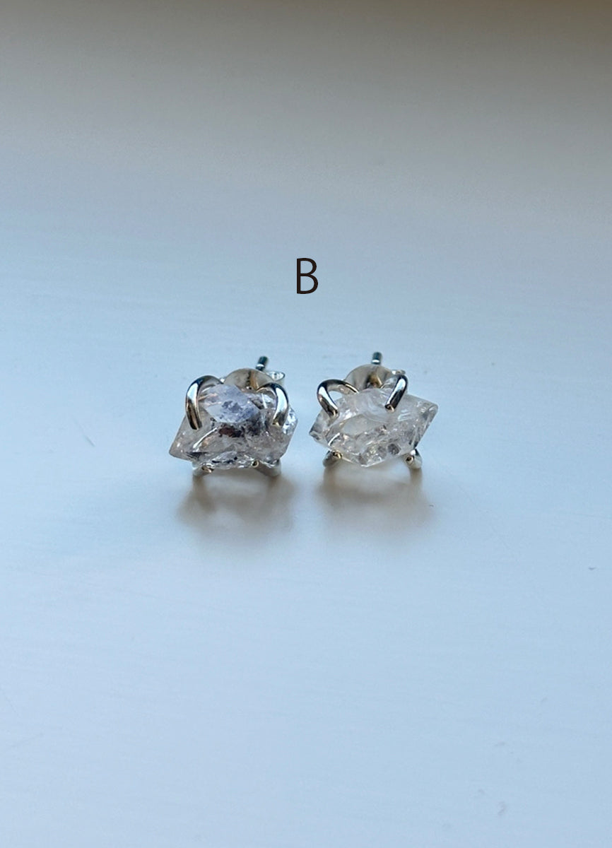 ワンガインピアス (SV) Toii