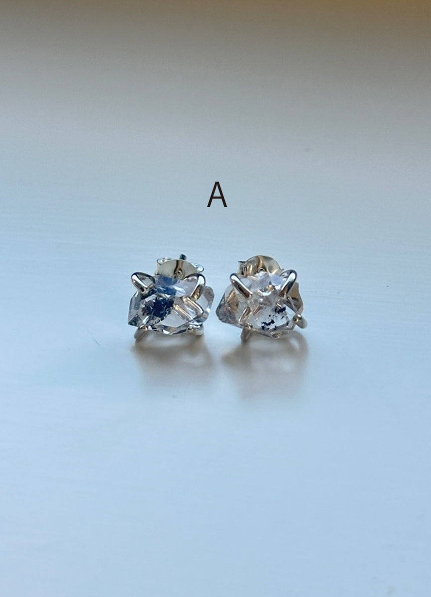 ワンガインピアス (SV) Toii