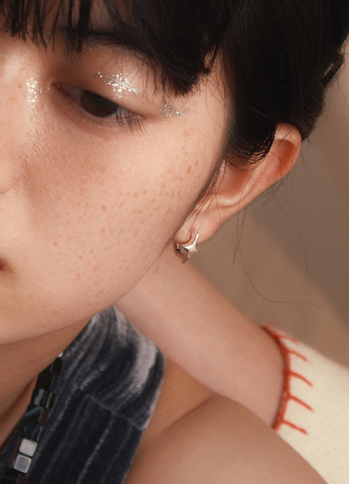 4ポイントスターピアス(SV) Teilen