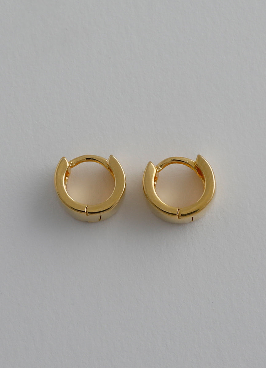 ロールミニフープピアス (SV、18KGP) Teilen