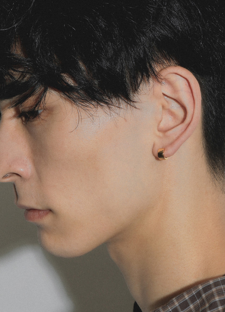 ロールミニフープピアス (SV、18KGP) Teilen