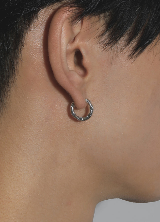 ニットフープピアス (シルバー925) Teilen ユニセックス| whoseA