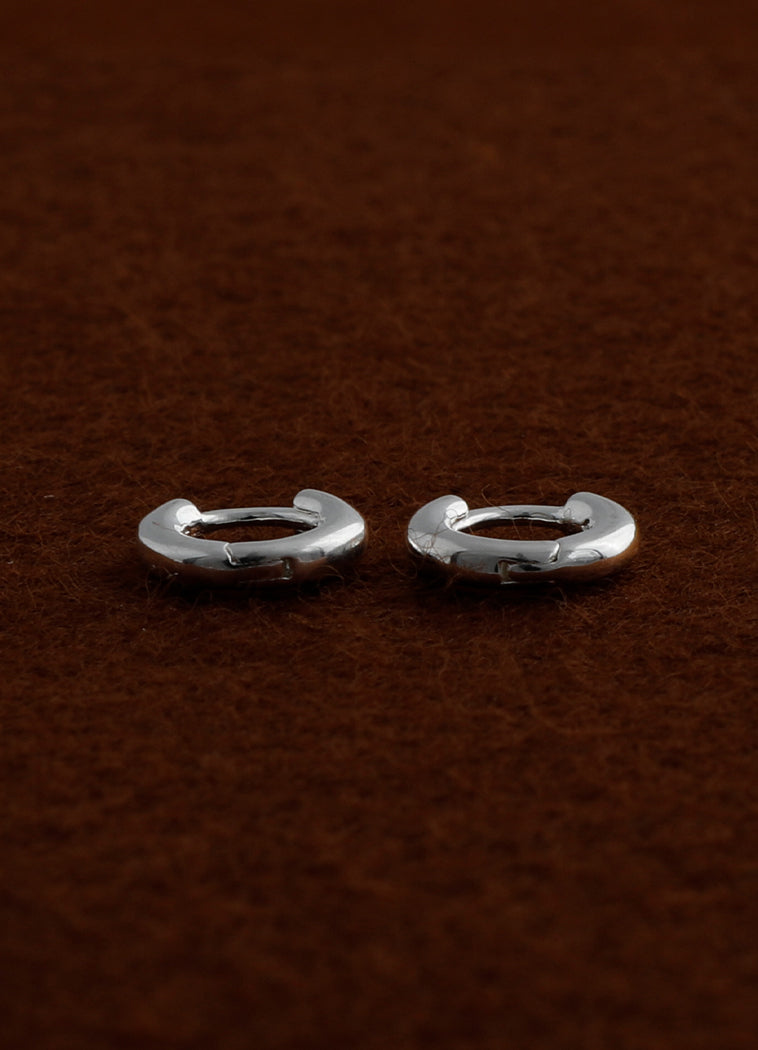 WA TeilenCircleHoopPierce8mm (シルバー925) ユニセックス| whoseA