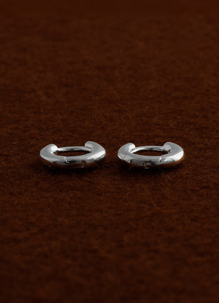 サークルミニフープピアス8mm Teilen