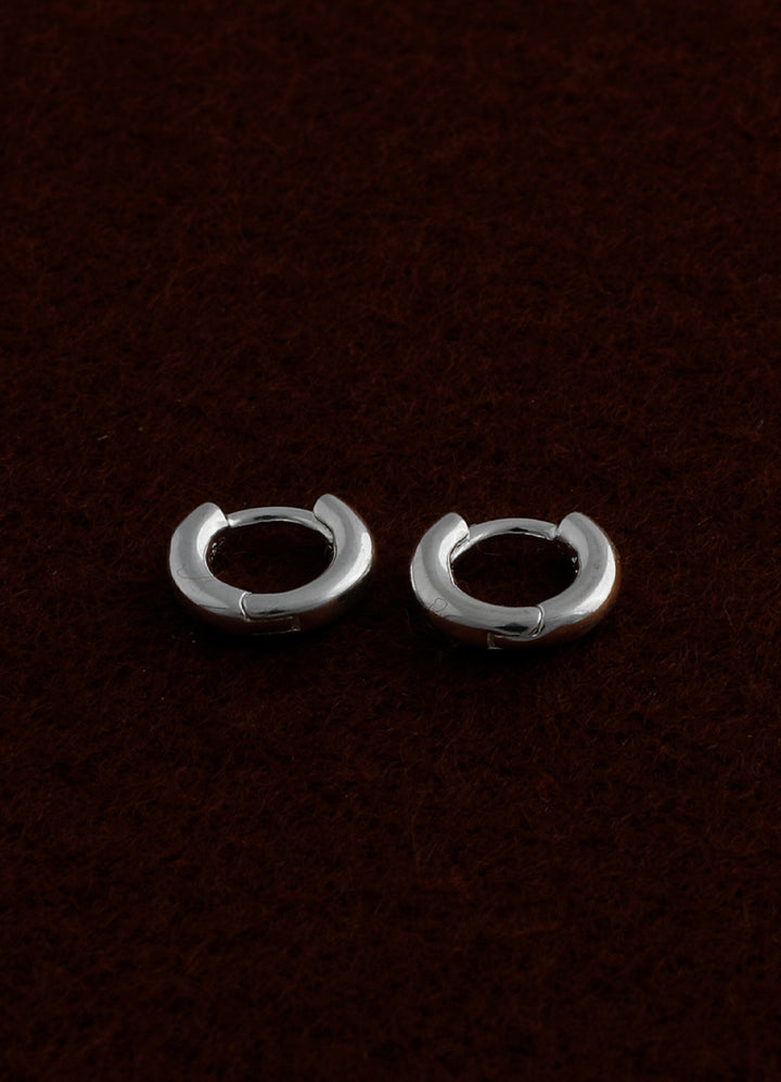 サークルミニフープピアス8mm Teilen