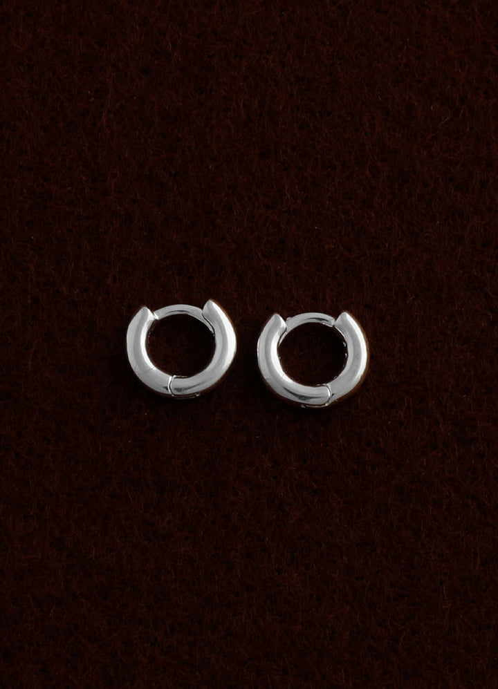 サークルミニフープピアス8mm Teilen