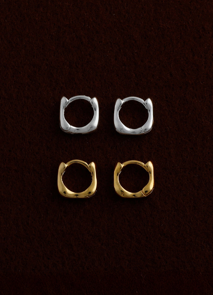 スクエアミニフープピアス8mm  Teilen