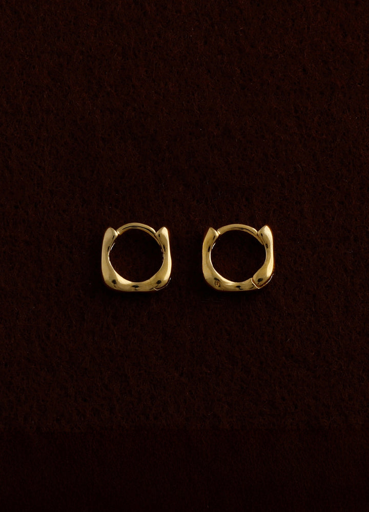 スクエアミニフープピアス8mm  Teilen