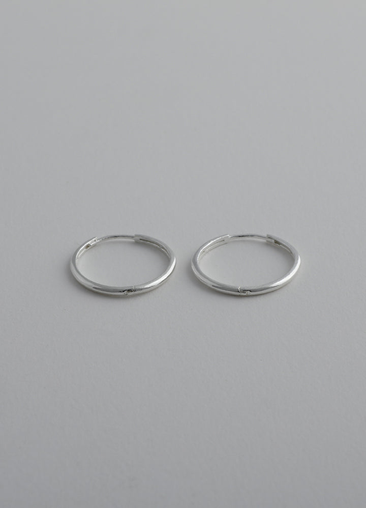 ニートフープピアス (20mm/SV) Teilen