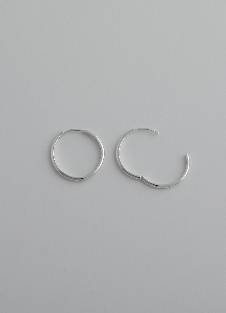 ニートフープピアス (20mm/SV) Teilen