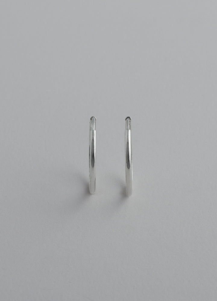 ニートフープピアス (20mm/SV) Teilen