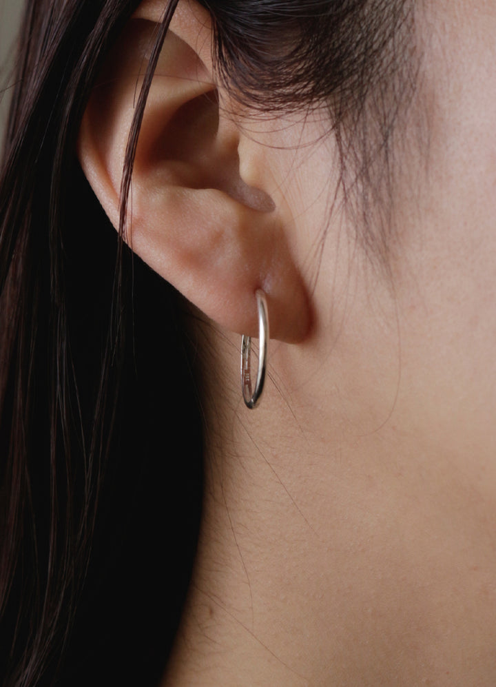 ニートフープピアス (20mm/SV) Teilen