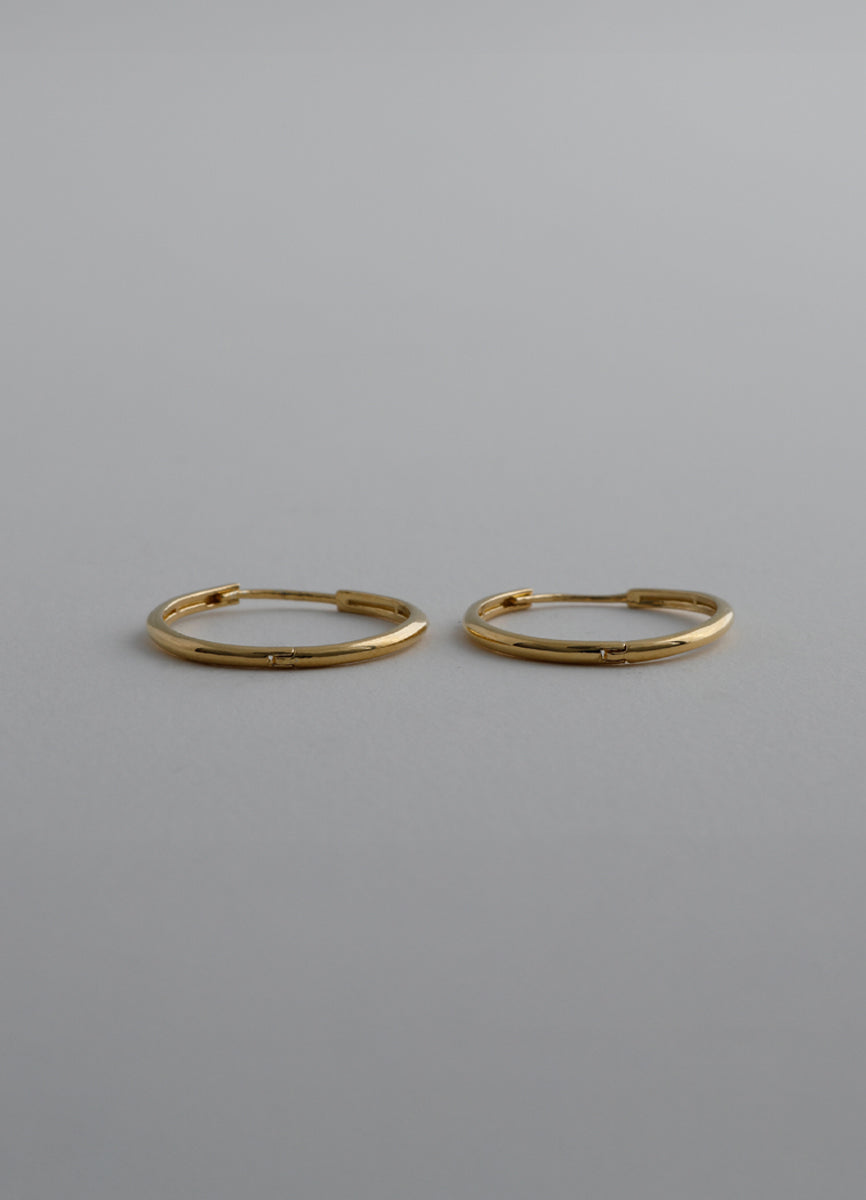 ニートフープピアス(20mm/16KGP) Teilen