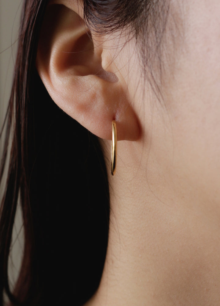 ニートフープピアス(20mm/16KGP) Teilen