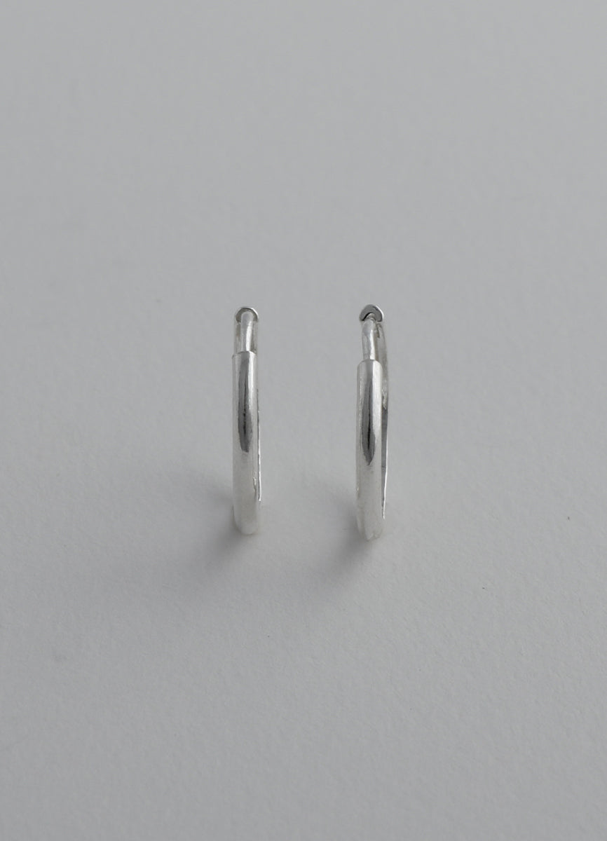 ニートフープピアス2（15mm/ SV) Teilen