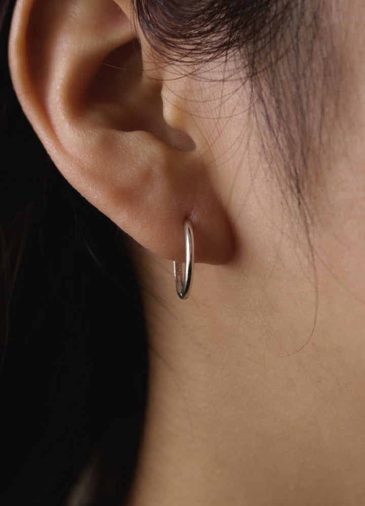 ニートフープピアス2（15mm/ SV) Teilen