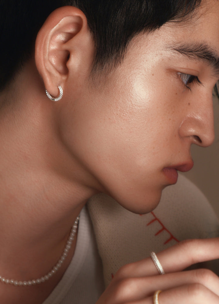 スターミニフープピアス (SV) Teilen