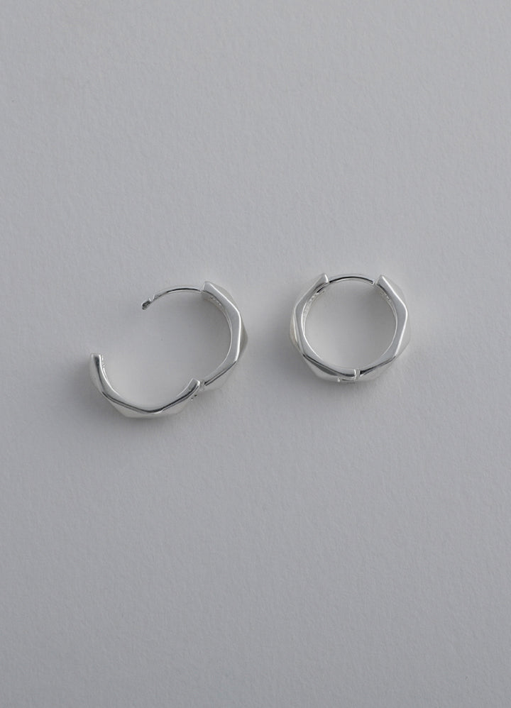 ポリゴンフープピアス (シルバー925) Teilen