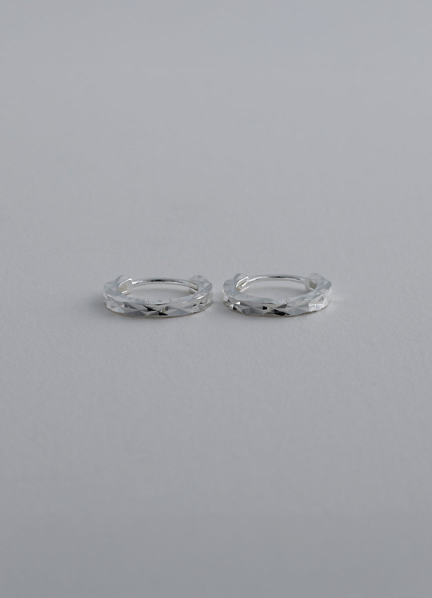プリズムフープピアス (シルバー925) Teilen