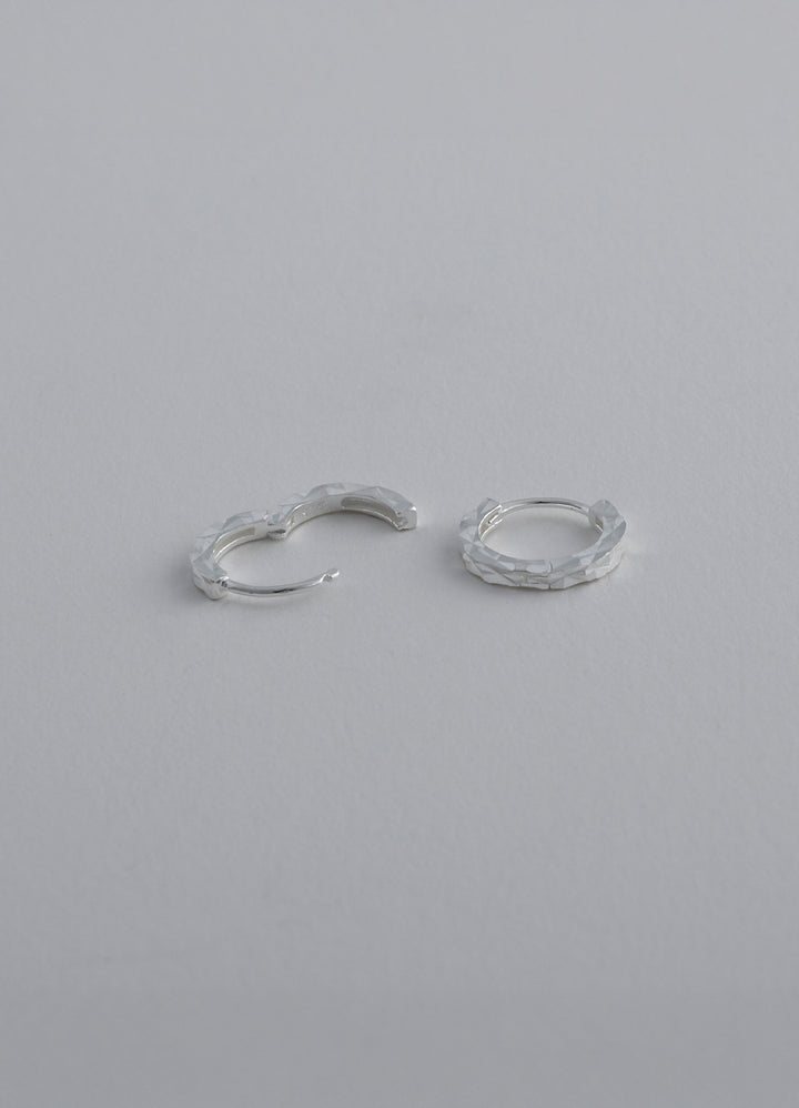 プリズムフープピアス (シルバー925) Teilen