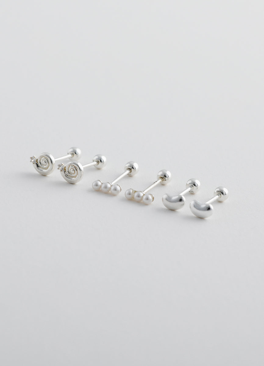 タイニースクリューピアス【ウズ】 (シルバー925) Teilen