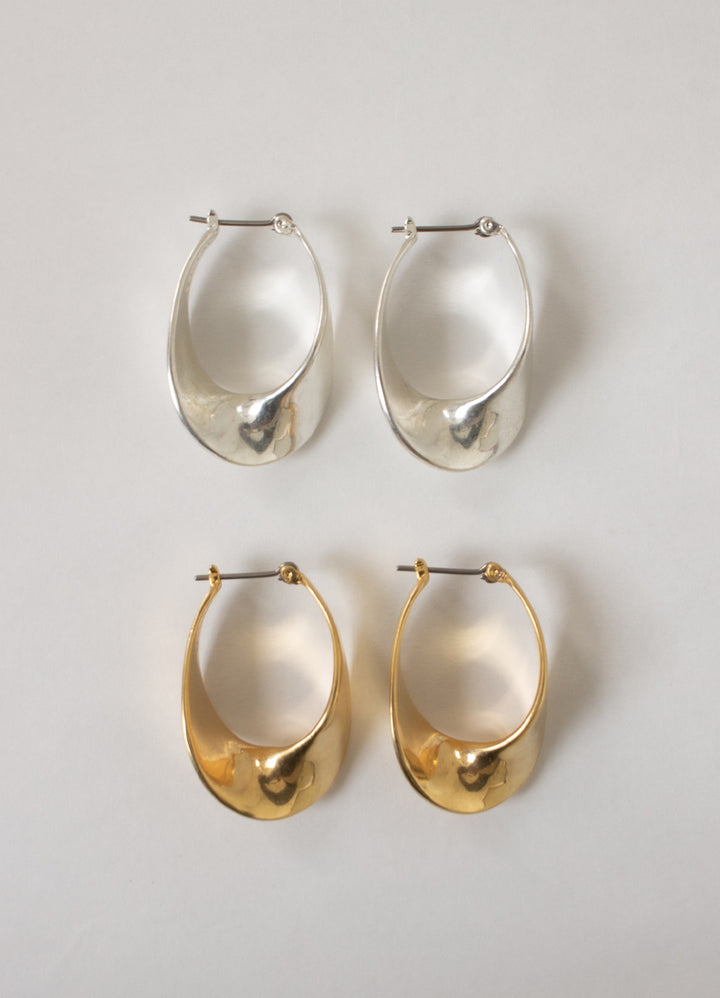 SALE ツイストピアス (BS) Teilen