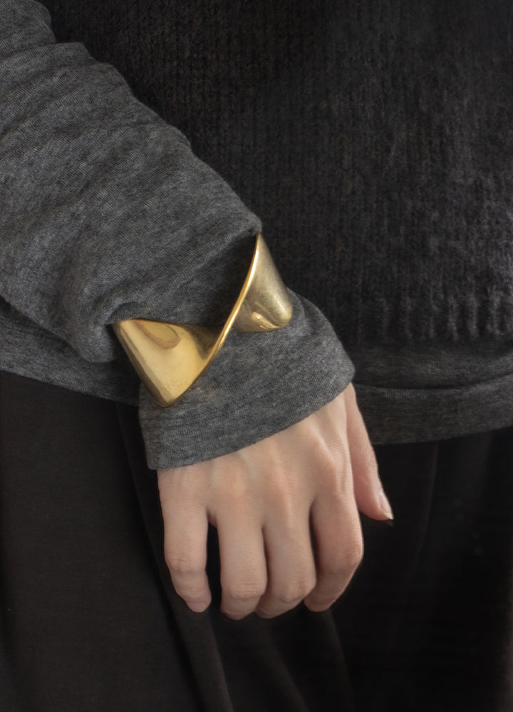 SALE ツイストバングル (BS) Teilen