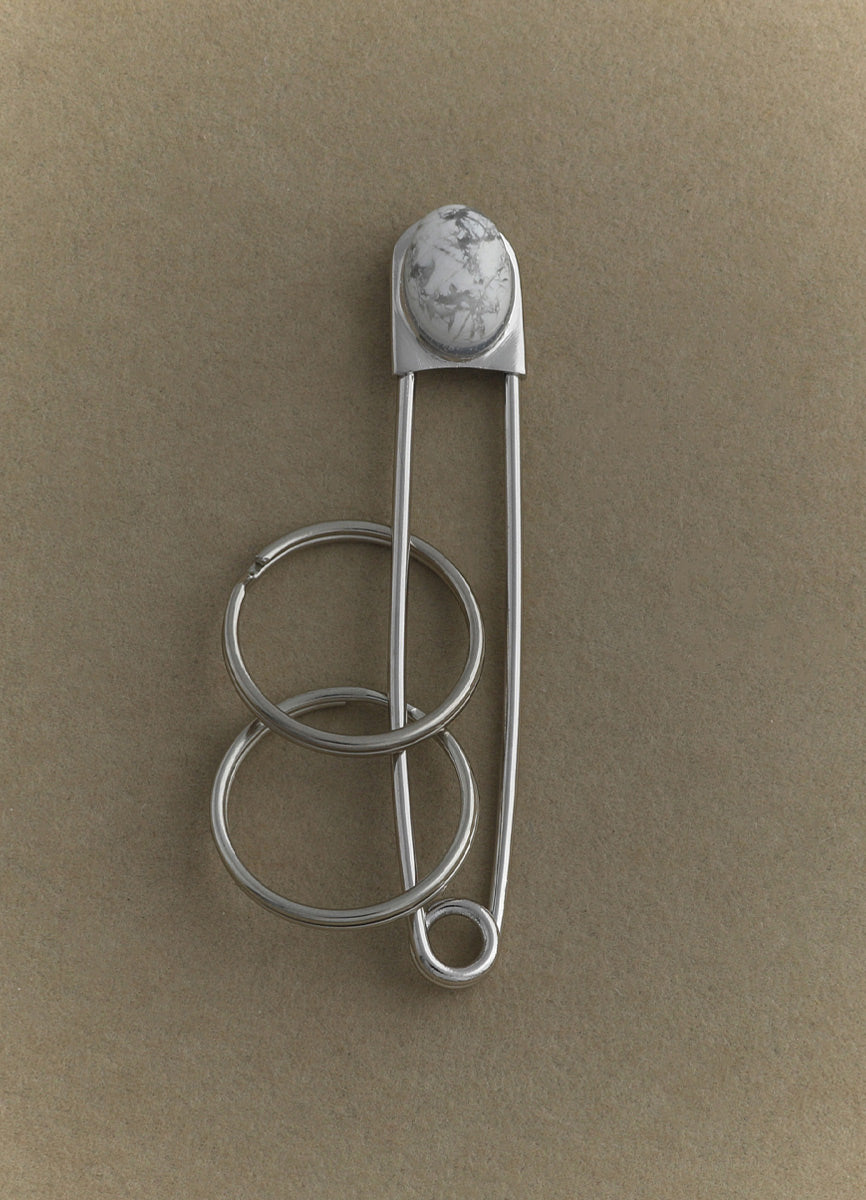 ピン型キーチャーム