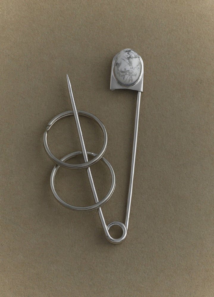 ピン型キーチャーム