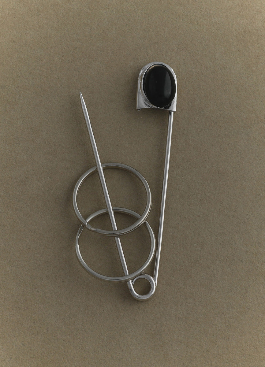 ピン型キーチャーム