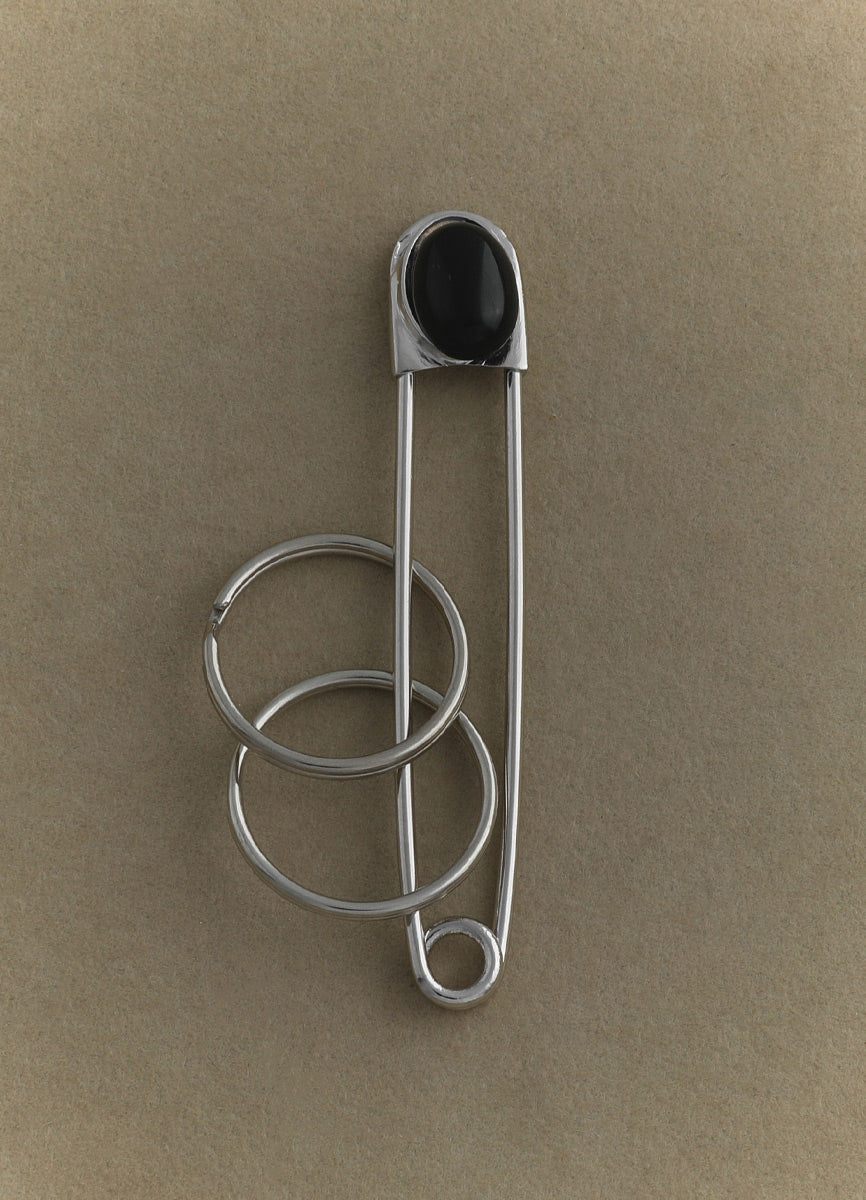 ピン型キーチャーム