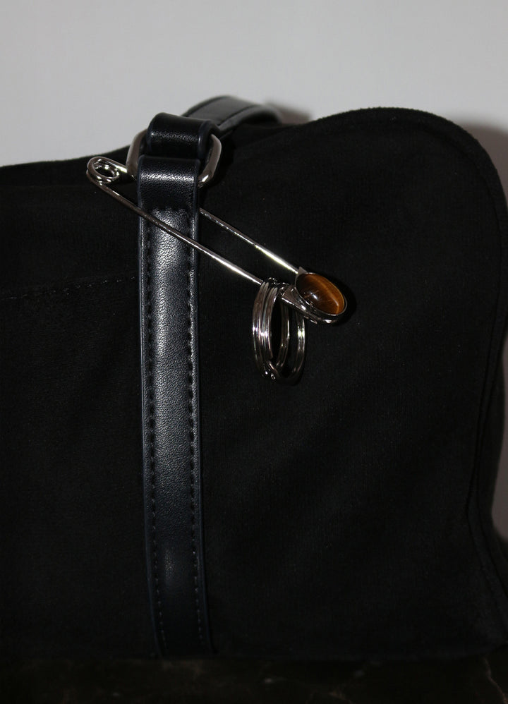 ピン型キーチャーム