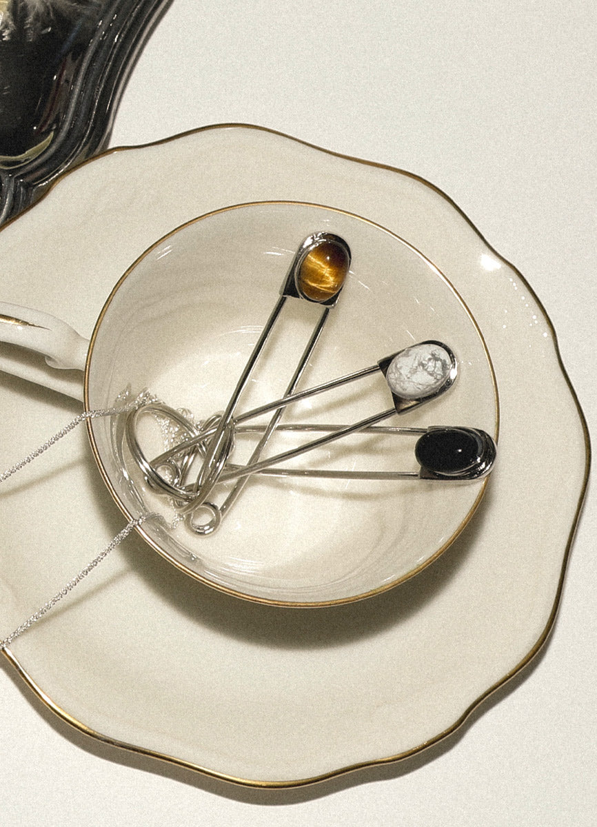 ピン型キーチャーム